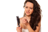 Haarausfall bei Frauen: Ursache & natürliche Behandlung