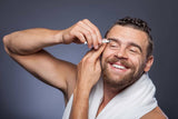 Augenbrauen für Männer: Die richtige Augenbrauenform und richtiges Zupfen